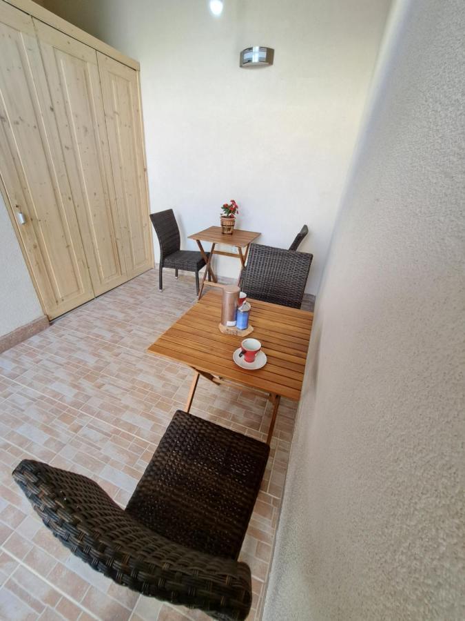 Studio Apartment Nina Novigrad Istria Exterior foto